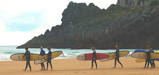 SurfCamp para adultos en País Vasco
